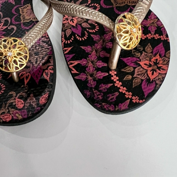 SOLD Havaianas Slim Bejeweled Mandala Flip Flops - Picture 4 of 5